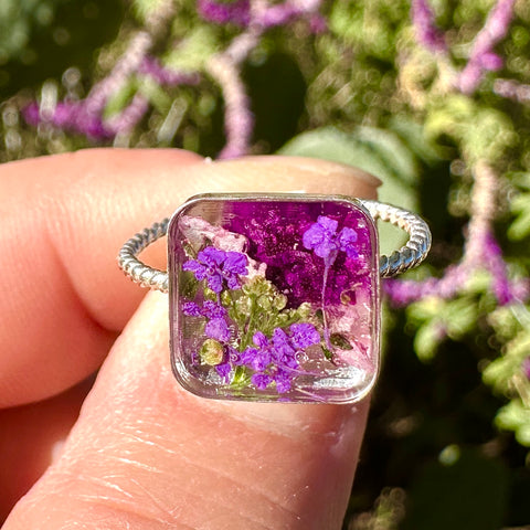 Purple Flower Ring - Size 7 - BG 223